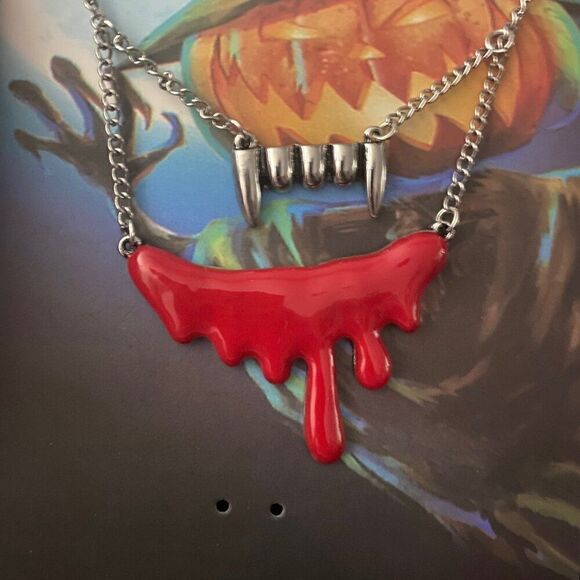 NEW Gothic Vampire Silver Fangs and Red Blood Drip Necklace - Picture 3 of 9